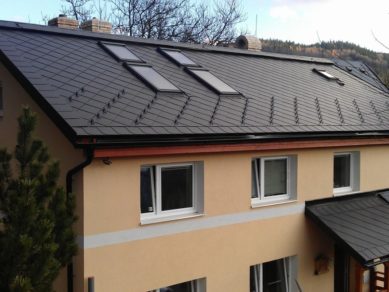 MONTÁŽE A DODÁVKA OKEN VELUX A ROTO